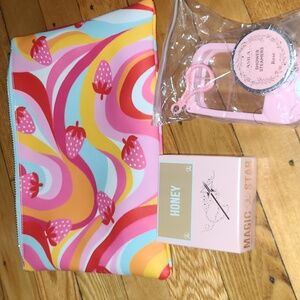 Jeffree Star Cosmetics Luminous Setting Powder Honey, Cosmetic Bag Bundle